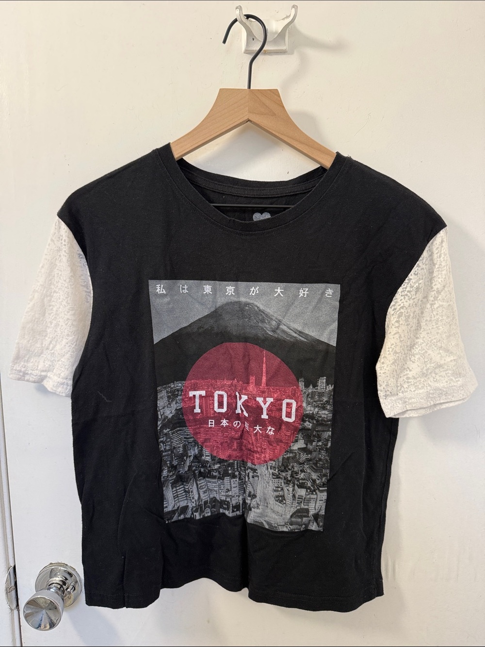 2kuhl Tokyo Graphic Short Sleeve Tee - Black with White Sleeves